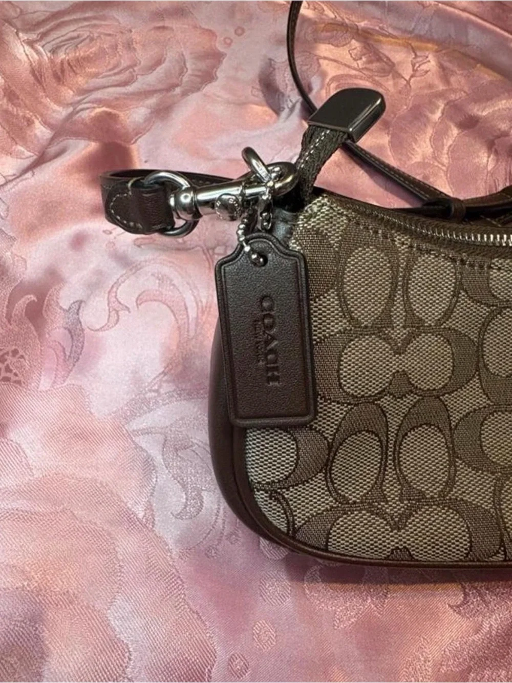 Coach compact shoulder